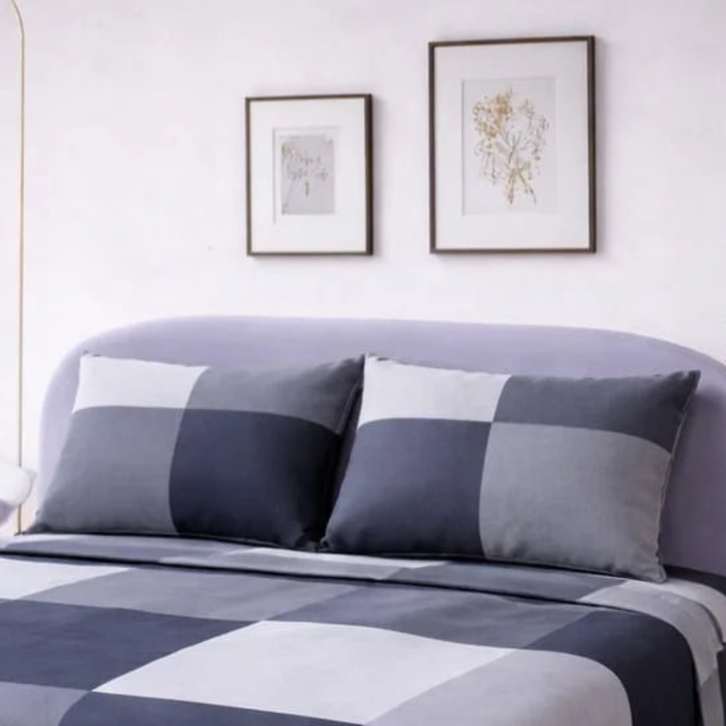 Crimson Majesty Floral